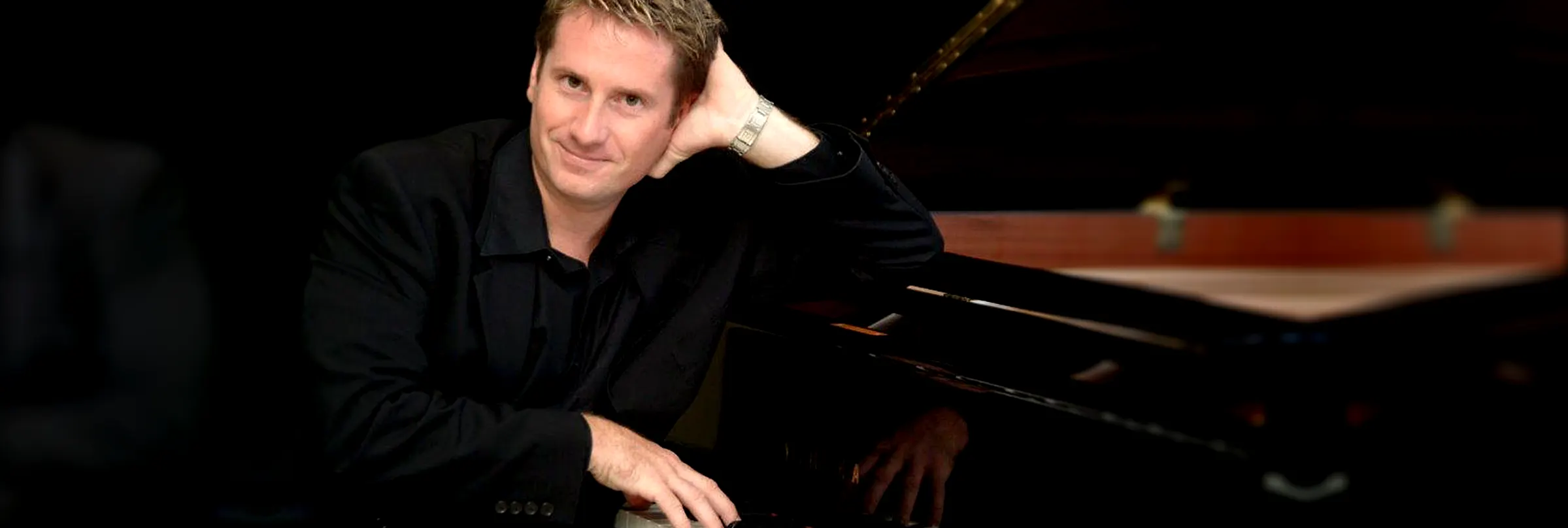 George Davidson Professional Concert Pianist